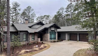 3 Nestlewood Dr, Arden, NC 28704