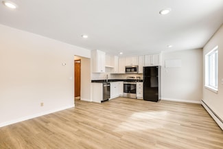 2740 Xylon Ave N Unit 3, Minneapolis, MN 55427