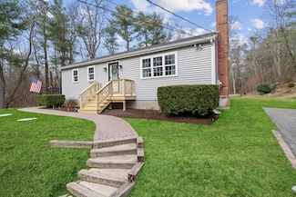 50 Carmel St, Middleboro, MA 02346