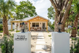 2189 Hillview St, Sarasota, FL 34239