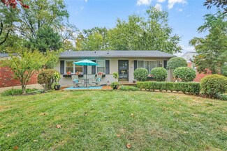 1210 Oakleaf Dr, Saint Louis, MO 63119