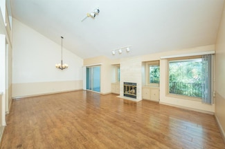 3000 SW 30th St Unit 5, Des Moines, IA 50321
