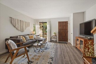 2726 Ariane Dr Unit 46, San Diego, CA 92117
