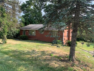1495 Smith Township State Rd, Burgettstown, PA 15021