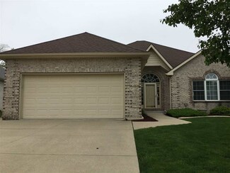 1838 Hunters Cove Cir, Kokomo, IN 46902