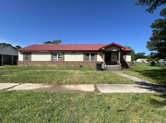 317 E Ingram St, Camden, AR 71701