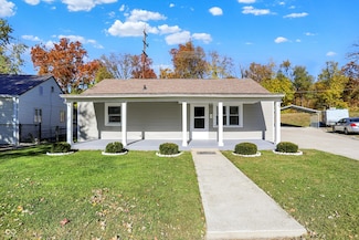 304 Sunset Dr, Shelbyville, IN 46176