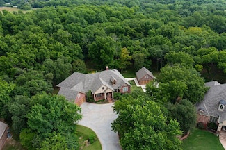 1918 Winding Ridge Rd, Edmond, OK 73034