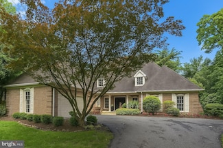 10013 Ormond Rd, Potomac, MD 20854