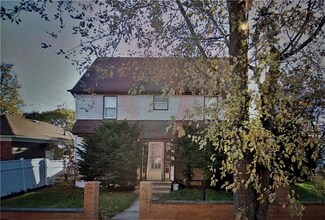 11302 Hannibal St, Jamaica, NY 11412