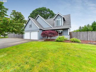 12011 Glacier St, Oregon City, OR 97045