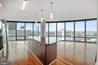 2101 Market St Unit 1902, Philadelphia, PA 19103