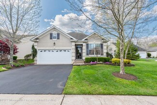 6 Hartack Rd, Manalapan, NJ 07726