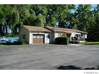 5352 N Point Dr, Geneseo, NY 14454