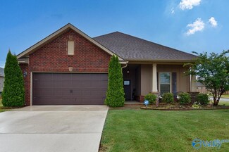16057 Glenncrest Ln, Harvest, AL 35749