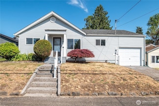 904 N 7th Ave, Kelso, WA 98626