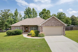 12 Clairebrook Dr, Purvis, MS 39475