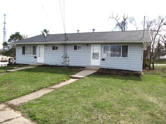 1018 Avondale Cir, Kalamazoo, MI 49048