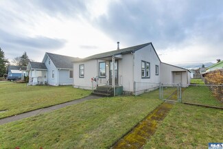 520 W 6th St, Port Angeles, WA 98362