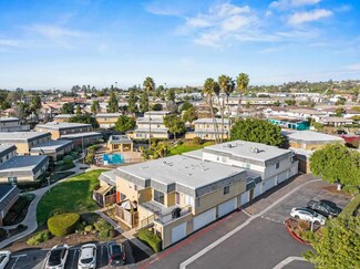 1200 Mariposa Ct, Vista, CA 92084