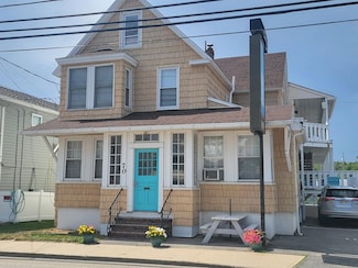 70 E Grand Ave Unit 111, Old Orchard Beach, ME 04064