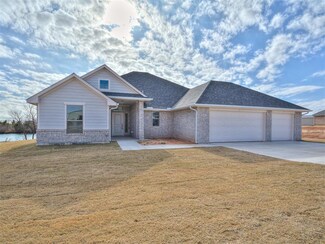 2161 Triple Crown Terrace, Blanchard, OK 73010