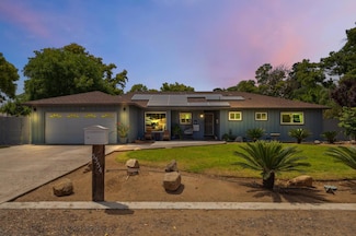 5554 E Montecito Ave, Fresno, CA 93727