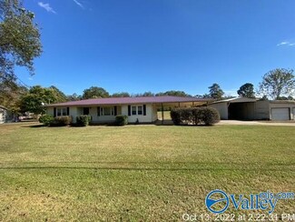 3393 Shaw St, Gadsden, AL 35903