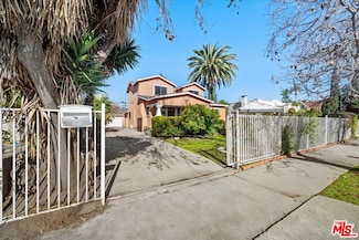 1127 S Lucerne Blvd, Los Angeles, CA 90019