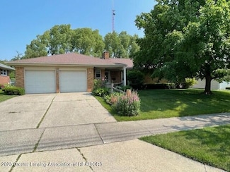 2801 Fernwood Ave, Lansing, MI 48912