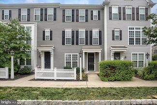 133 Pickering Ln, Mechanicsburg, PA 17050