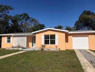 616 N Hartley Cir, Deltona, FL 32725