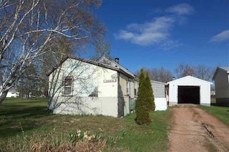 408 S 2nd St, Colby, WI 54421