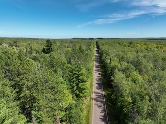000 Sutherland Rd, Mason, WI 54856