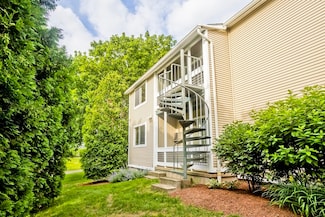11 Arbor Way Unit C, Holyoke, MA 01040