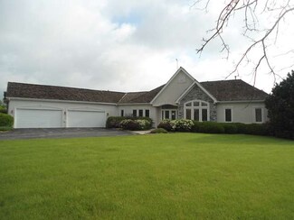 7N023 Bristol Ct Unit 3, Saint Charles, IL 60175