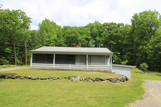 43 Oaks Rd, Bernardston, MA 01337