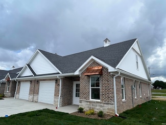 8444 Bell Crossing Dr, Newburgh, IN 47630