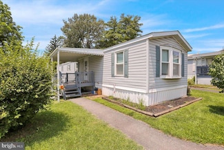 327 Hampshire Ave, Reading, PA 19606