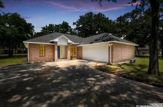 1390 Misty Ln, Spring Branch, TX 78070