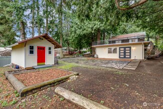 15256 Densmore Ave N, Shoreline, WA 98133