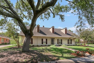 631 W Woodruff Dr, Baton Rouge, LA 70808