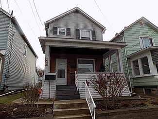 433 Longfellow St, Vandergrift, PA 15690