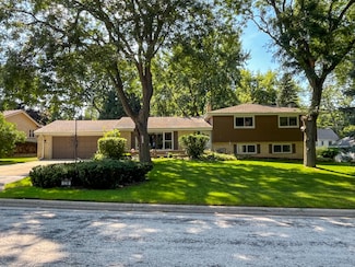 1239 N 122nd St, Milwaukee, WI 53226