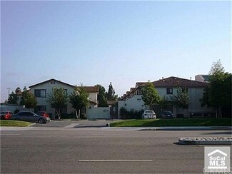 8800 Garden Grove Blvd Unit 25, Garden Grove, CA 92844