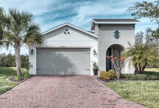 2285 Palm Tree Dr, Kissimmee, FL 34759