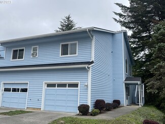 1435 Seacrest Ln Unit 2, Brookings, OR 97415