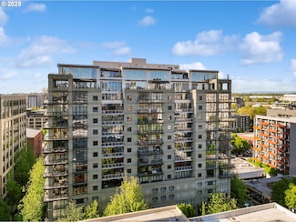 1025 NW Couch St Unit 622, Portland, OR 97209