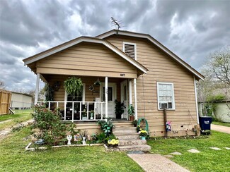 307 Baber St, Brenham, TX 77833