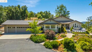 16399 Crestridge Ave, Sonora, CA 95370
